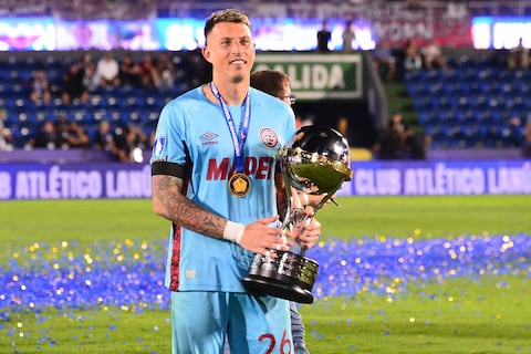 Cuando el arquero te saca campeón