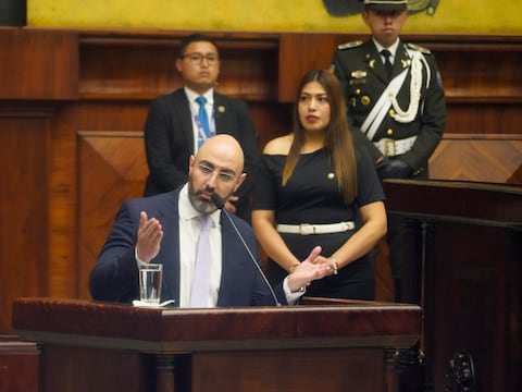 Mario Godoy se presenta al pleno de la Asamblea Nacional por informe anual de labores