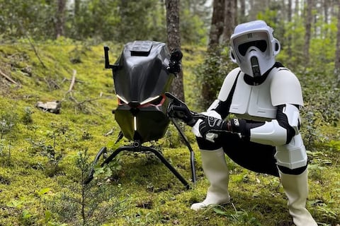 Inversión futurista: El asombroso precio de las motos voladoras que ya están en preventa