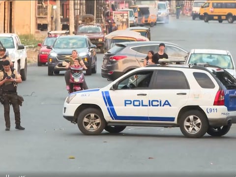 Policía se enfrentó a delincuentes que asaltaban negocios: dos quedaron heridos