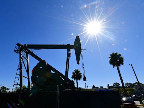 El conflicto en Medio Oriente reabre el dilema energético global: dependencia fósil o transición