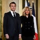Emmanuel Macron y su esposa, Brigitte, presentarán evidencia científica que demuestra que ella es mujer
