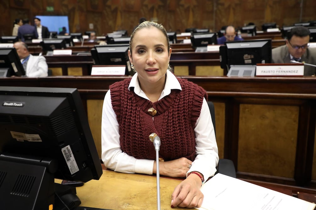 Ivonne Coloma, jueza del TCE, desestima denuncia contra Yadira Bayas por presunta precampaña electoral