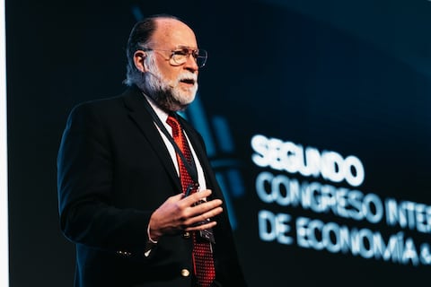 ‘Ecuador tiene una regulación bancaria muy inspirada en el socialismo del siglo XXI, ese es un error’: Ricardo Hausmann, economista de Harvard