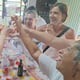 Cohousing: la creciente tendencia de amigos que se juntan para compartir la vejez en una vivienda comunitaria