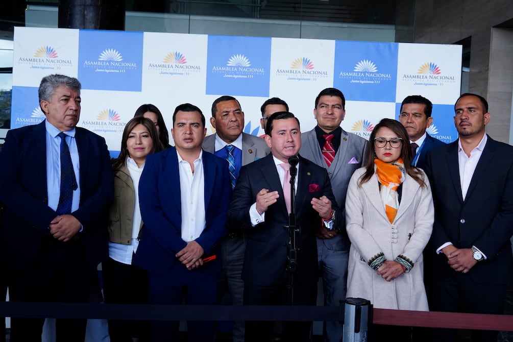 ADN tilda de “recadero” y “funcional” de la RC al secretario general de la Asamblea Nacional, Alejandro Muñoz