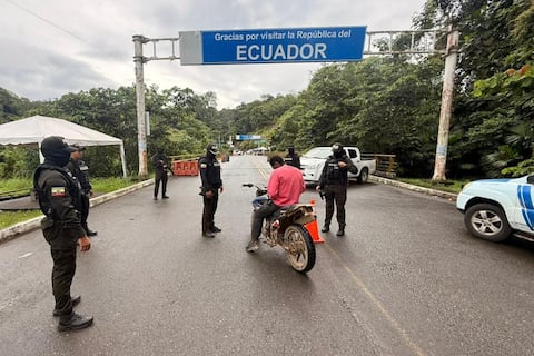 Daniel Noboa alerta de incursión de guerrilla colombiana impulsada por Gustavo Petro