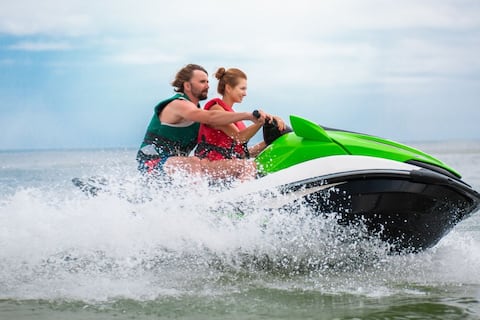 Multas de 50 dólares: personas que operan barcos y motos acuáticas en Estados Unidos deberán obtener un certificado de seguridad náutica