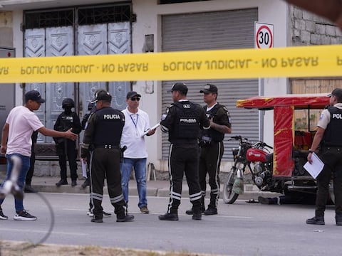 Dos jóvenes fueron acribillados dentro de una vivienda en Durán