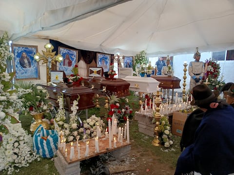 ‘Mi padre, mi madre y mi hermano se fueron juntos’: dolor en el velorio tras el accidente en Simiatug