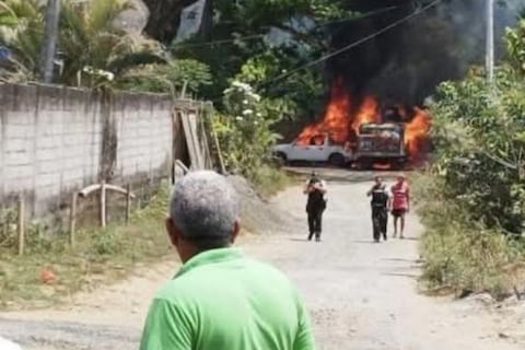 Menor muere arrollado en Manabí: vecinos queman vehículos como protesta