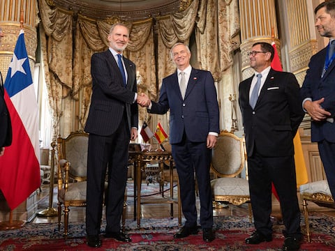 José Antonio Kast se reúne con el rey Felipe VI y otros jefes de Estado, previo a su investidura