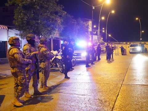 1.059 aprehendidos y 51 armas decomisadas tras 10 jornadas de toque de queda en cuatro provincias de Ecuador
