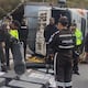 Un camión que se volcó en la vía Pifo-Papallacta transportaba ‘bloques envueltos’, se investiga si se trata de droga