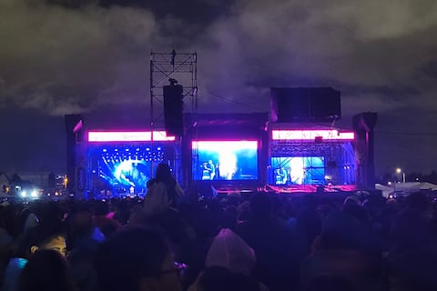 El rock independiente desafió la lluvia: Quito Fest encendió la noche con Guardarraya, Bersuit Vergabarat y Siddhartha