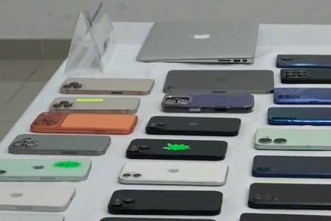 66 celulares con reportes de robo fueron recuperados en centro comercial Montúfar