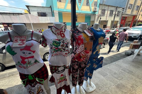 La Bahía se viste de Navidad: ¿qué prendas son las más buscadas por las familias?