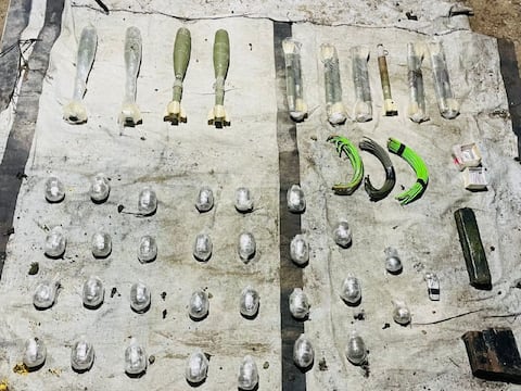 Nuevo hallazgo de arsenal en Playa Prieta de Manabí: granadas y morteros decomisados por militares