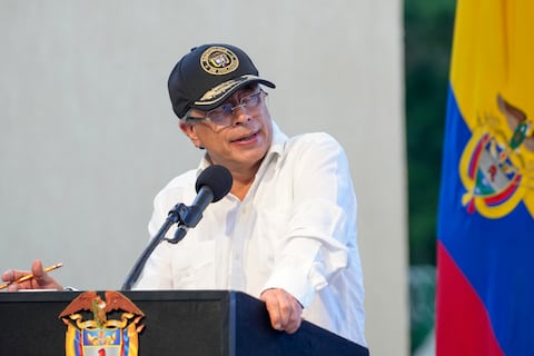 Gustavo Petro critica a Daniel Noboa por venta de energía: ‘Ahora, como no la necesita, están viendo es quién se hace más amigo del que más grita’