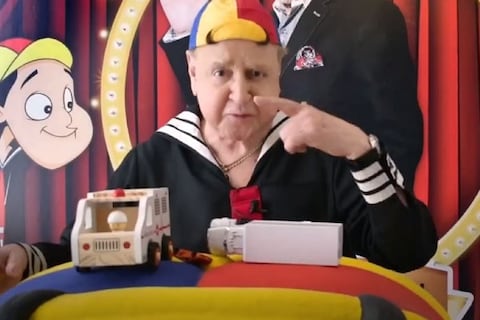 “La chusma de los coyotes siempre te deja tirado”: Kiko lanza un contundente mensaje para todos los migrantes de la mano de la Embajada de Estados Unidos en México