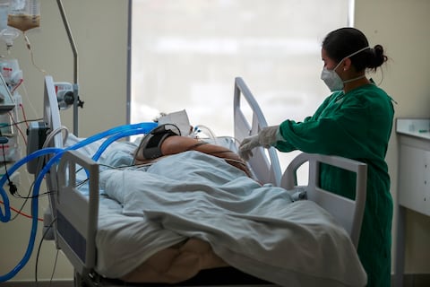 ‘Se practicó un aborto, se fue a su casa y luego la internaron en UCI’: así se produce la sepsis, silenciosa infección que agrava a los pacientes