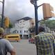 “Salimos corriendo porque todo se llenó de humo negro”: trabajadores fueron evacuados de locales por nuevo incendio en el centro