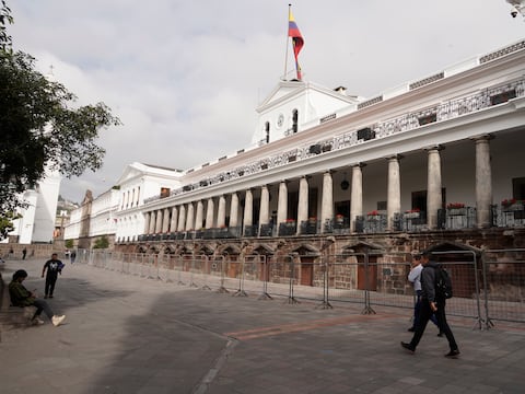 Fusiones concluirían en diciembre, cada ministerio definirá quiénes se quedan y quiénes pueden entrar a jubilación