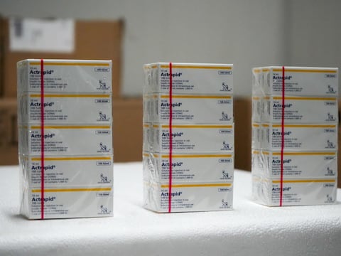 Junta de Beneficencia dona al Ministerio de Salud 52.000 viales de insulina valorados en $ 1,1 millones