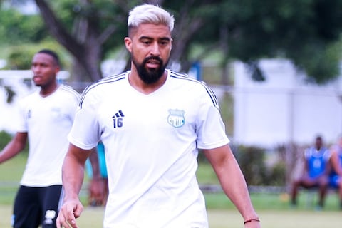 ‘No estoy pensando en volver a jugar, si lo hago es para ser presidente de Emelec’, dice Cristhian Noboa