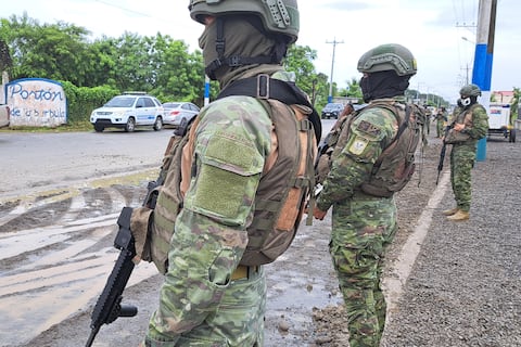 Dos militares y un civil heridos durante operativo del Bloque de Seguridad en Quinindé