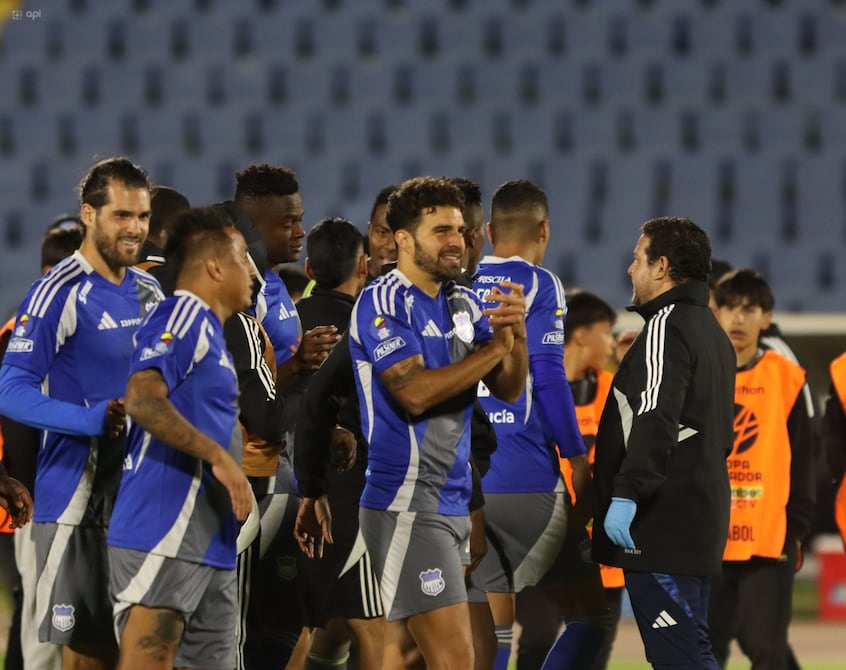 Copa Ecuador: ‘A cientos de hinchas de Emelec no los dejaban ingresar teniendo boleto en mano’, dice Miguel Ángel Loor sobre el partido contra Miguel Iturralde