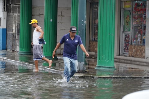 Lluvias de alta intensidad este lunes en Ecuador: “Tormentas dispersas” golpearán la Costa