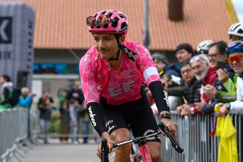 Richard Carapaz finaliza décimo en la Volta a Catalunya 2026 y se enfoca en el Giro de Italia