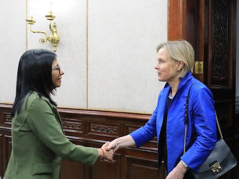 Delcy Rodríguez dice que renta petrolera será destinada al sistema de salud de Venezuela