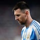 Lionel Messi, lesionado, es baja para los partidos de Argentina ante Uruguay y Brasil por eliminatorias sudamericanas