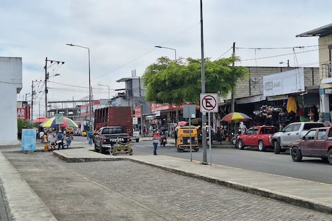 “A Pedernales lo saquearon”: diez años después, el epicentro del terremoto en Manabí aún espera el alcantarillado