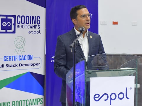 Ministro de Telecomunicaciones: ‘Más del 56 % de los becarios ya cuentan con empleos o están vinculados laboralmente’