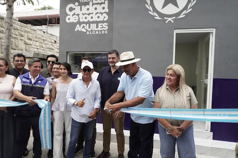 “La necesitábamos con urgencia”: Aquiles Alvarez inaugura EAS en el Barrio Centenario