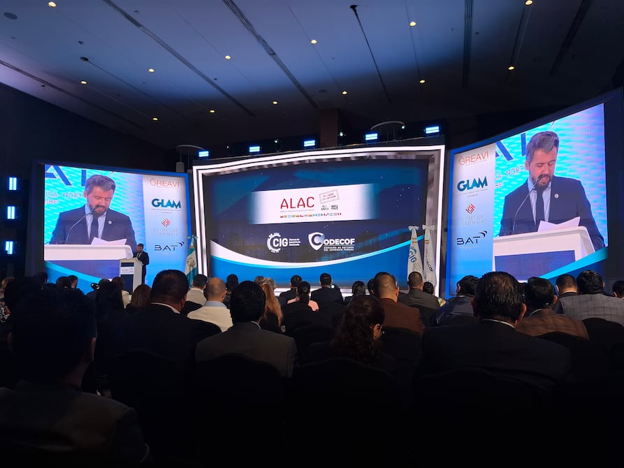 Atacar a las economías criminales incorporando la inteligencia artificial, acciones que destaca representante de OEA en la lucha frente al contrabando