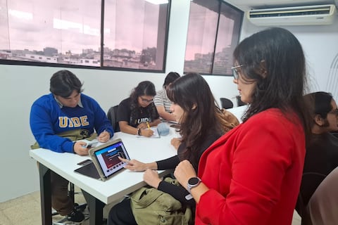 ‘Encontramos jóvenes brillantes pero inseguros’: así es la brecha silenciosa antes de ingresar a la universidad