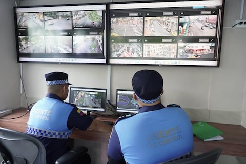 ‘Hay cámaras con megáfonos para quienes pretenden hacer cosas puercas’: Aquiles Alvarez inaugura EAS en parque Centenario con 270 cámaras y 5 patrulleros