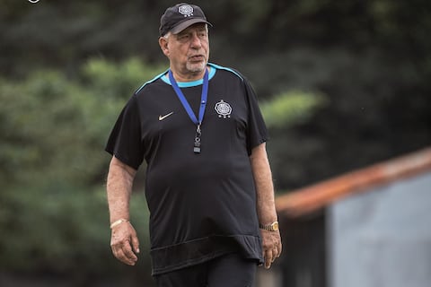 Olimpia de Paraguay anuncia fin del ciclo como técnico de Ever Hugo Almeida, exentrenador de Mushuc Runa
