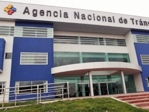 Transportistas de Guayas apuntan que deben haber mejoras en trámites tras allanamientos por corrupción en la ANT