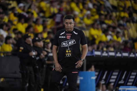 César Farías lamentó la caída de Barcelona SC, pero confía en la remontada: ‘Quedan 90 minutos, nada está dicho’