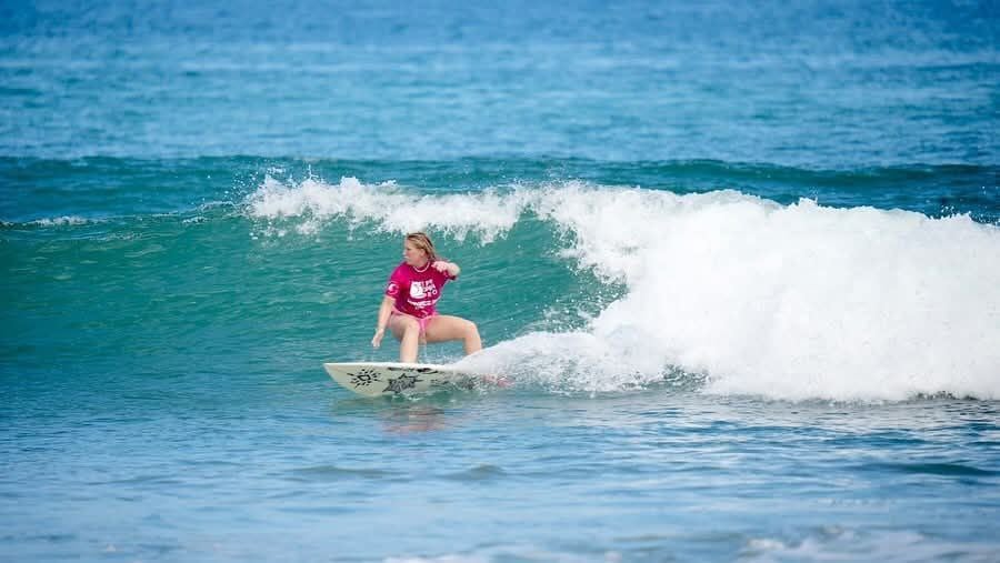 Feriado en Manabí: surf, kitesurf y parapente, entre deportes disponibles en playas de la provincia