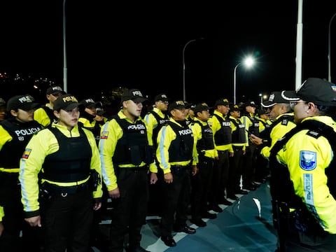 50 detenidos en Quito durante jornada 14 de toque de queda: dos de los aprehendidos pertenecerían a Los Lobos