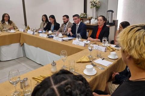 Ecuador registra reducción del embarazo adolescente, según el MSP