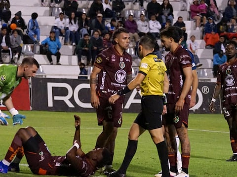 Luis Alfonso Chango, directivo de Mushuc Runa, y su advertencia al DT de su equipo: ‘Si no sacan seis puntos, el profesor Paúl Vélez está fuera’
