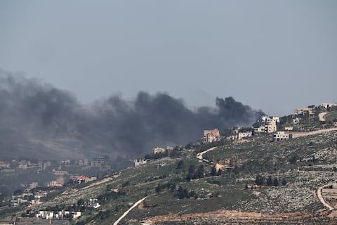 (Video) Misil cae a pocos metros de periodista en Líbano