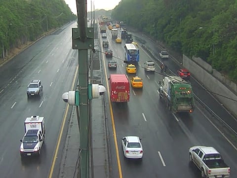 ATM de Guayaquil informa sobre calzada mojada en Vía Perimetral y Av. del Bombero